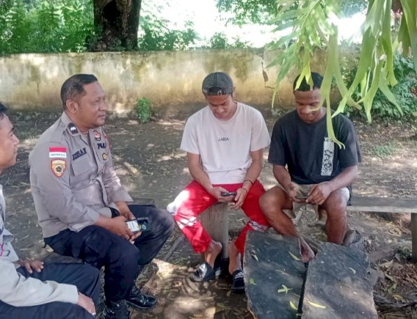Patroli Dialogis dan Sambang Kamtibmas, Polsek Alor Timur Ajak Warga Jaga Keamanan Lingkungan