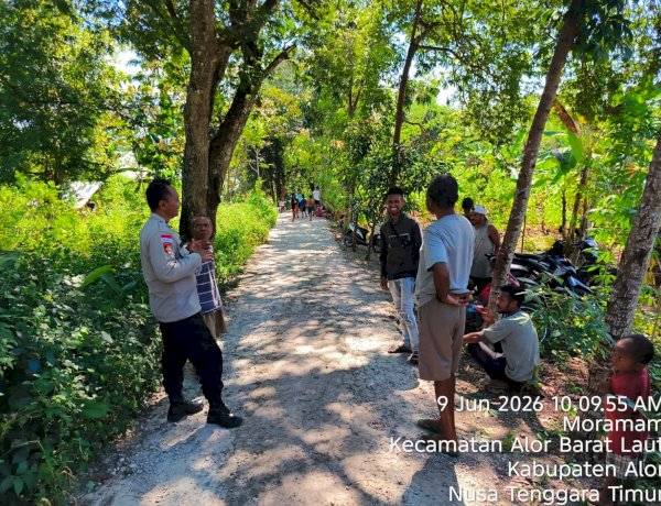 Polsek Alor Barat Daya Gelar Patroli Dialogis di Desa Moramam, Ajak Warga Jaga Kamtibmas