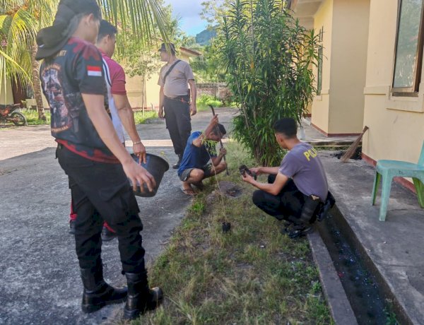 POLRES ALOR TANAM ANAKAN POHON DI POLSEK ALOR BARAT DAYA, WUJUD NYATA GERAKAN INDONESIA ASRI HARI BHAYANGKARA KE-80