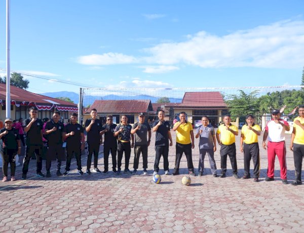 SEMARAK HARI BHAYANGKARA KE-80, POLRES ALOR GELAR LOMBA BOLA VOLI ANTAR FUNGSI DAN POLSEK JAJARAN