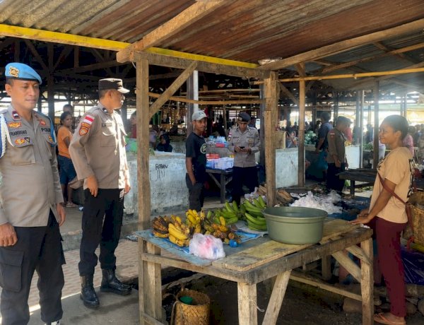 Polsek Alor Barat Daya Intensifkan Patroli dan Pengamanan Pasar Moru, Wujudkan Situasi Aman dan Kondusif