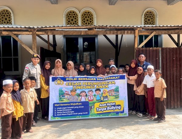 POLSEK ABAD SOSIALISASIKAN PENCEGAHAN PERUNDUNGAN ANAK DI MIS BABUL JIHAD MORU