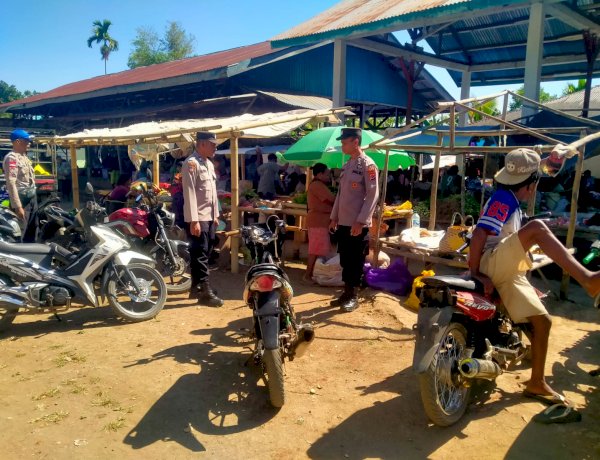 Polsek Alor Selatan Gelar Patroli Pengamanan Pasar Rakyat Apui, Pastikan Aktivitas Masyarakat Berjalan Aman dan Lancar