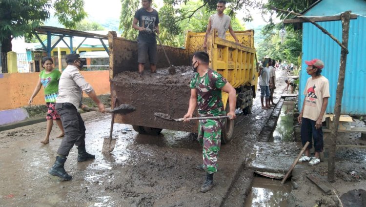 Polres Alor Melakukan Kerja Bhakti Untuk Mencegah Bencana Banjir