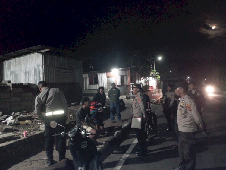 Patroli Malam Polres Alor Intensifkan Pengawasan Sitkamtibmas di Wilayah Hukumnya