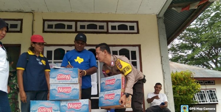 Kolaborasi Sinergis TNI-Polri di Flores Timur Bersatu Bantu Pengungsi Erupsi Gunung Lewotobi
