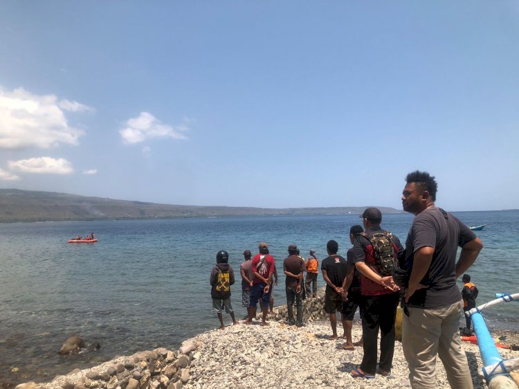 Pencarian dan Evakuasi Warga Lembur Barat yang Hilang Saat Memancing di Laut Takalelang