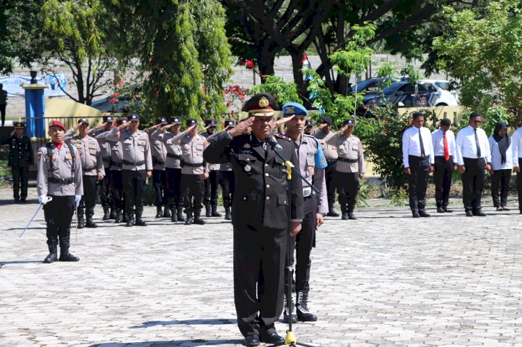 Polres Alor Gelar Upacara Ziarah dan Tabur Bunga Peringatan Hari Pahlawan 2024 di TMP Malua Galiau