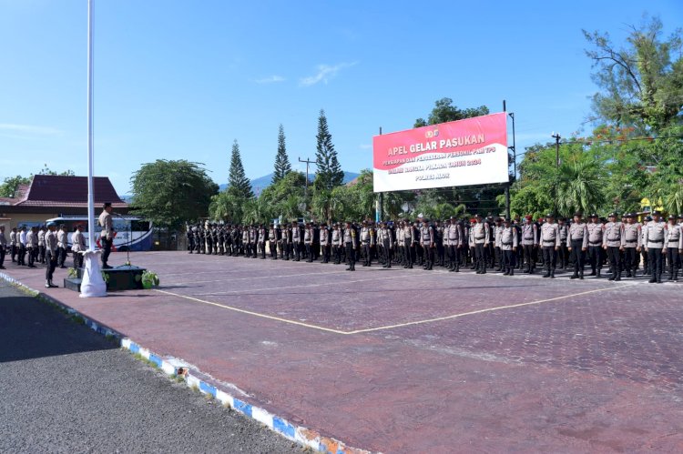 Kapolres Alor Pimpin Apel Gelar Pasukan Persiapan dan Pergeseran Personel PAM TPS Pilkada 2024 dan Penerimaan Personel BKO Polda NTT