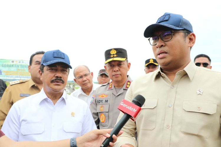 Gugus Tugas Ketahanan Pangan Polri Tanam Padi Serentak, Cetak 10 Ribu Hektare Sawah