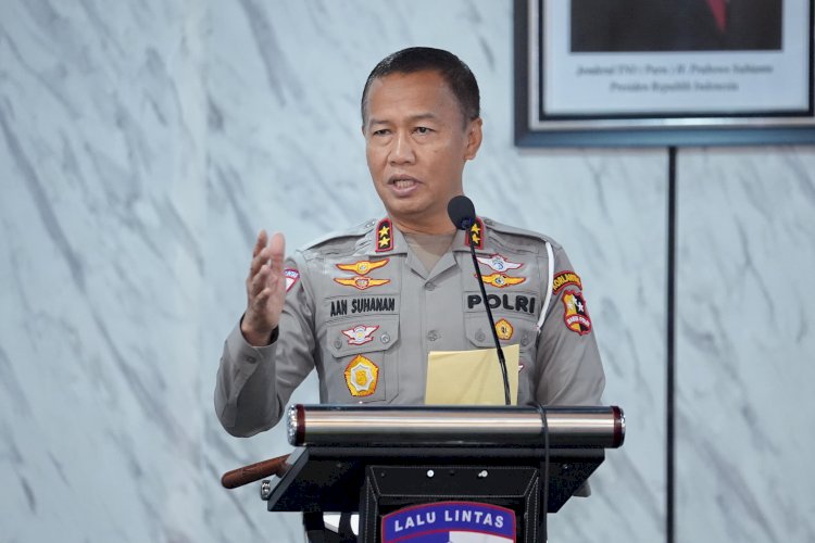 Kakorlantas Polri Gelar Latihan Pra Operasi Lilin 2024 Pengamanan Natal dan Tahun Baru 2025