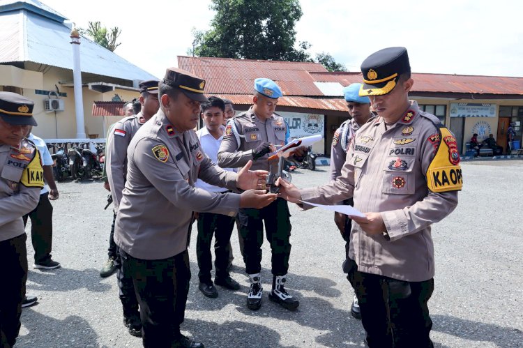 Polres Alor Gelar Pemeriksaan Senjata Inventaris Demi Peningkatan Kedisiplinan dan Keamanan