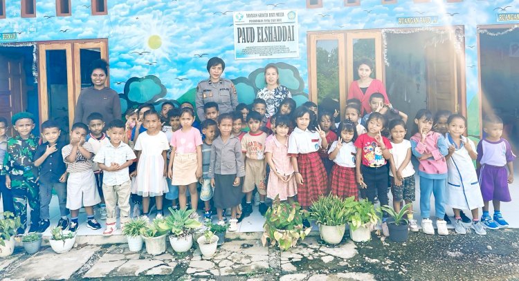 Tulus dari Perbatasan: Ipda Densy dan Suami Bangun Harapan bagi Anak-anak Kurang Mampu di Belu