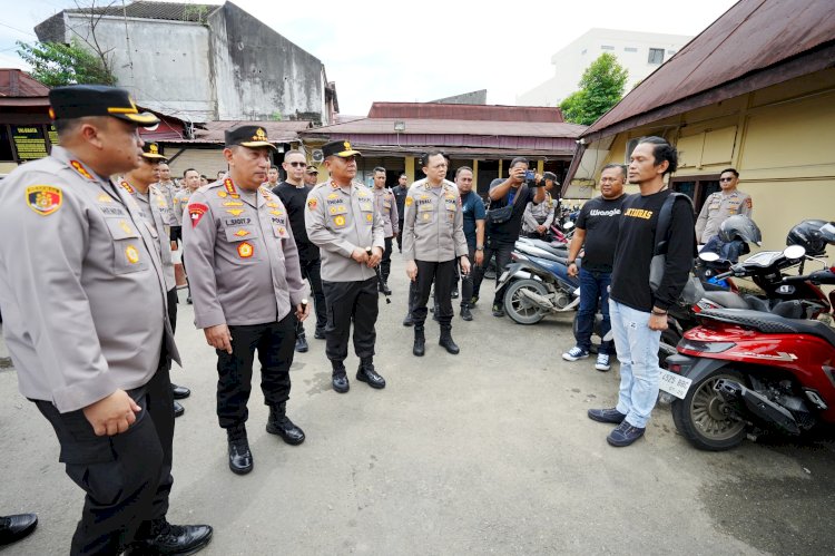 Sidak Polsek Samarinda Kota, Kapolri Tekankan Berantas Premanisme-Optimalkan Pelayanan