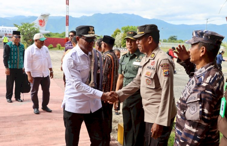 Polres Alor Kawal Kunjungan Kerja Wakil Gubernur NTT di Kabupaten Alor