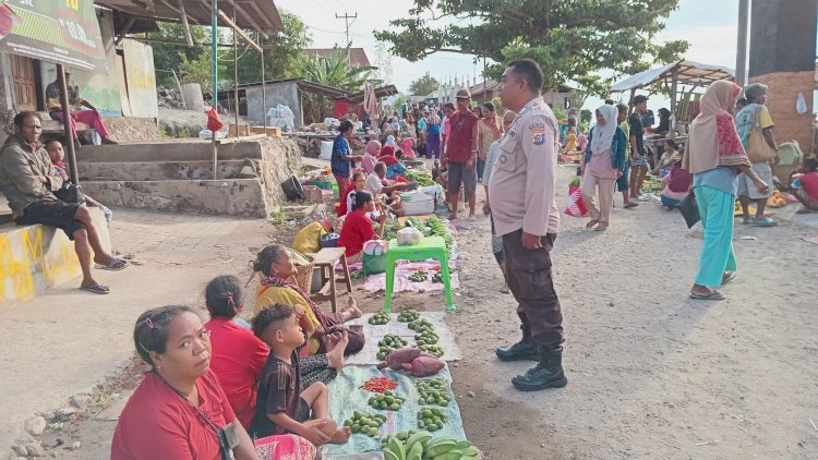 Polsek Pantar Melaksanakan Kegiatan Patroli dan Pengamanan di Pasar Tradisional Bakalang