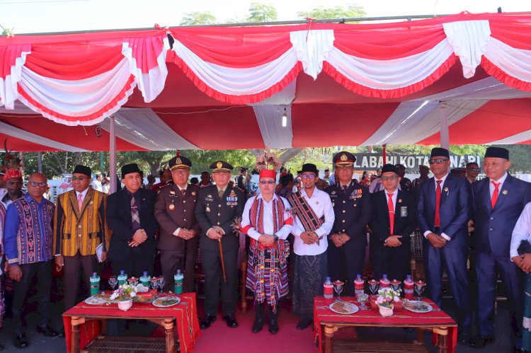 Kapolres Alor Hadiri Upacara Peringatan HUT Kemerdekaan RI ke-80 Tingkat Kabupaten Alor di Lapangan Mini Kalabahi