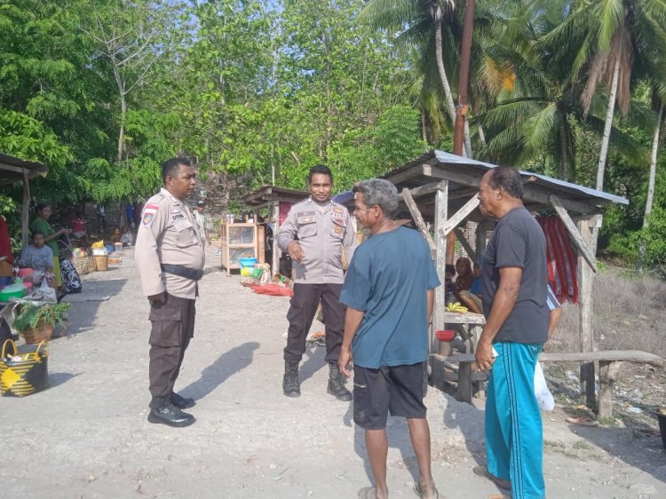 Polsubsektor Pantar Timur Gelar Patroli dan Himbauan Kamtibmas di Pasar Tradisional Bakalang