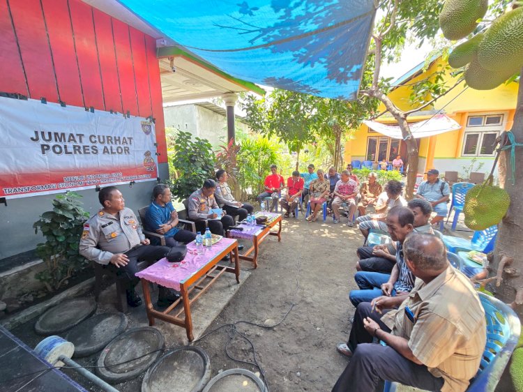 Kapolres Alor Gelar Kegiatan Jumat Curhat Bersama Warga Kelurahan Kalabahi Tengah