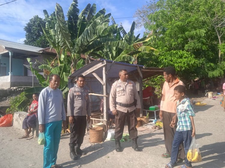 Polsubsektor Pantar Timur Laksanakan Patroli dan Pengamanan di Pasar Tradisional Bakalang Demi Ciptakan Rasa Aman Masyarakat