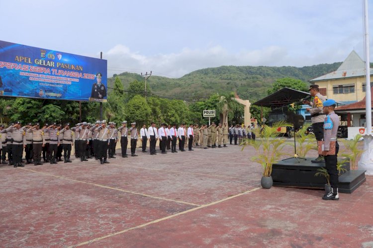 Kapolres Alor Pimpin Apel Gelar Pasukan Operasi Zebra Turangga 2025