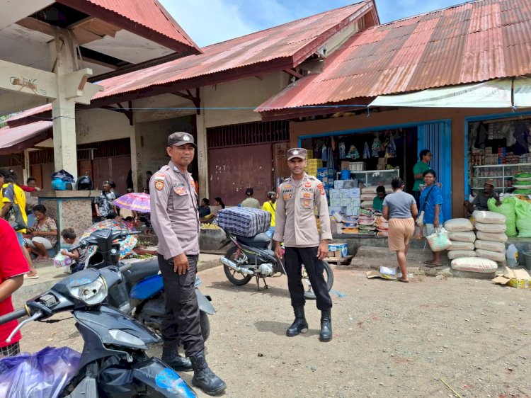 Polsek Alor Timur Laut Gelar Patroli dan Pengamanan di Pasar Nailang