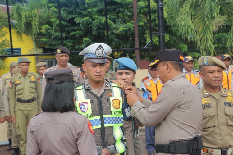 Kapolres Alor Pimpin Apel Gelar Pasukan Operasi Ketupat Turangga 2026