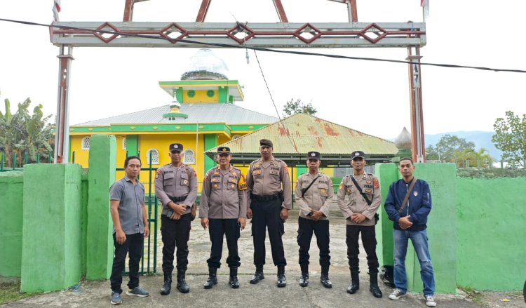 Polres Alor Laksanakan Pengamanan Shalat Idul Fitri 1447 H di Dua Masjid