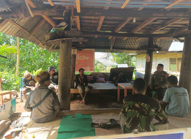 Polsubsektor Pureman Gencarkan Patroli dan Sambang, Perkuat Sinergi Kamtibmas di Desa Langkuru Utara