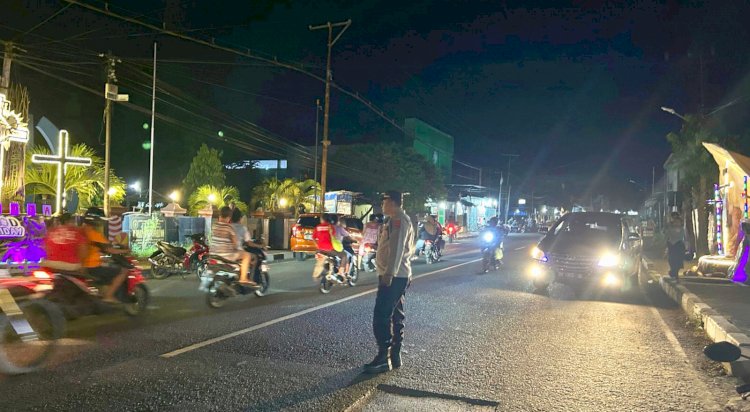 POLRES ALOR AMANKAN IBADAH PERSIAPAN PERJAMUAN KUDUS DI GEREJA PUILDON, BERJALAN KHIDMAT DAN KONDUSIF