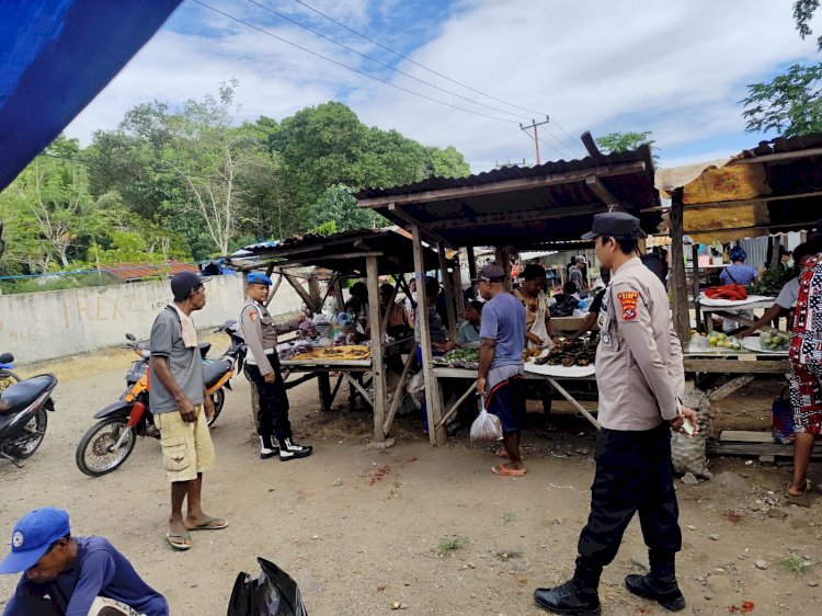 Polsek Alor Timur Laut Intensifkan Patroli dan Pengamanan Pasar Rakyat Nailang