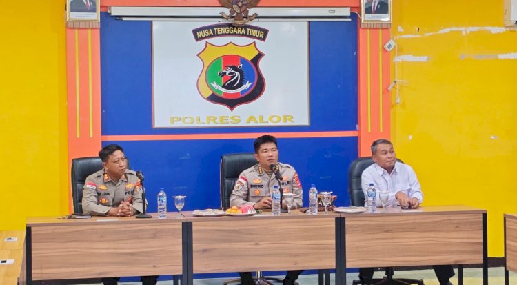 Irwasda Polda NTT Berikan Motivasi kepada Personel Polres Alor untuk Tetap Semangat Jaga Kamtibmas