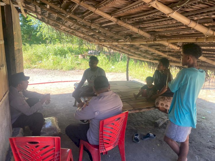 Polsek Alor Timur Gelar Patroli Kamtibmas dan Sambang Warga di Desa Maritaing