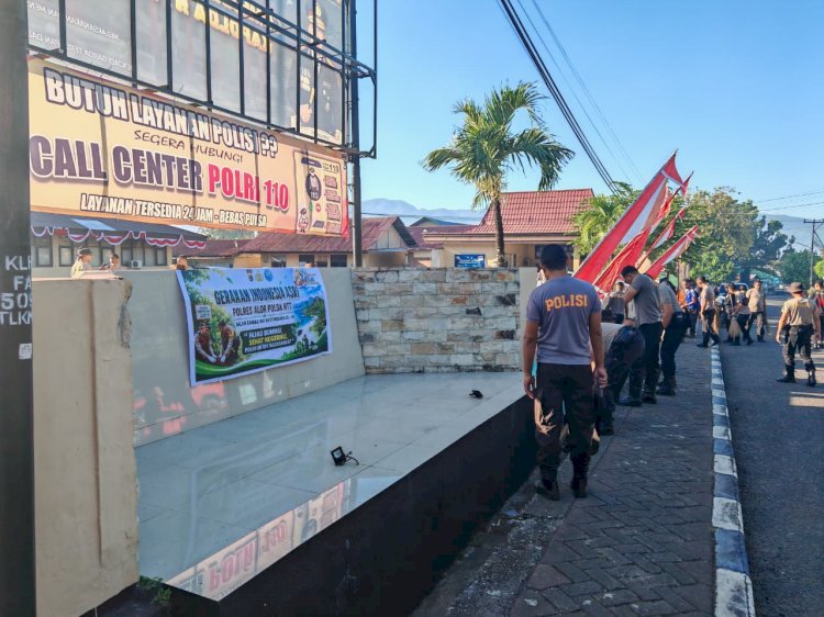 GERAKAN INDONESIA ASRI, POLRES ALOR GELAR AKSI BERSIH MAKO DAN ASRAMA DALAM RANGKA HARI BHAYANGKARA KE-80