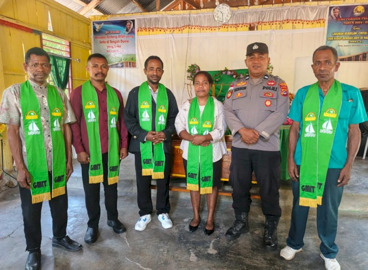 Minggu Kasih di Desa Kailesa, Ps. Kapolsubsektor Pureman Sampaikan Pesan Kamtibmas kepada Jemaat dan Masyarakat