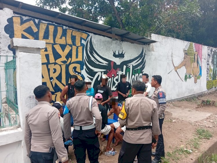 RESPON CEPAT LAYANAN POLISI 110, POLRES ALOR TINDAK LANJUTI LAPORAN GANGGUAN KAMTIBMAS DI DEPAN SPBU AIR KENARI