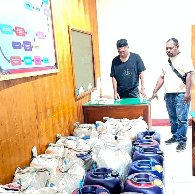 Polres Alor Gagalkan Penyelundupan 1.085 Liter Miras Tradisional Asal Kiser
