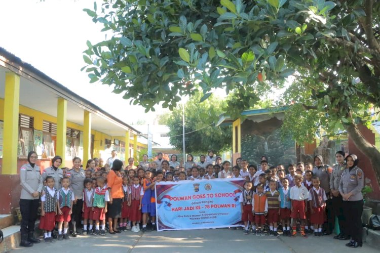 Polwan Polres Alor Goes to School, Tanamkan Keberanian Anak untuk Menjaga dan Melindungi Diri